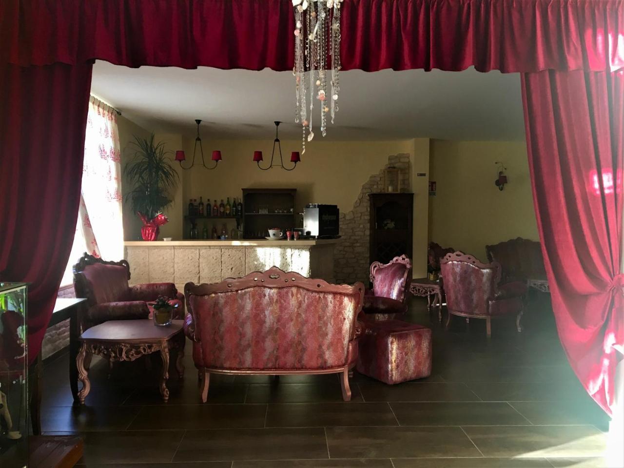 Hotel Zabbara ليكاتا المظهر الخارجي الصورة
